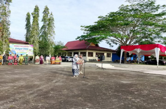 Pelaksanaan Upacara Hari Jadi Kab. Kampar Ke-75 Di halaman Kantor camat Kampar Utara